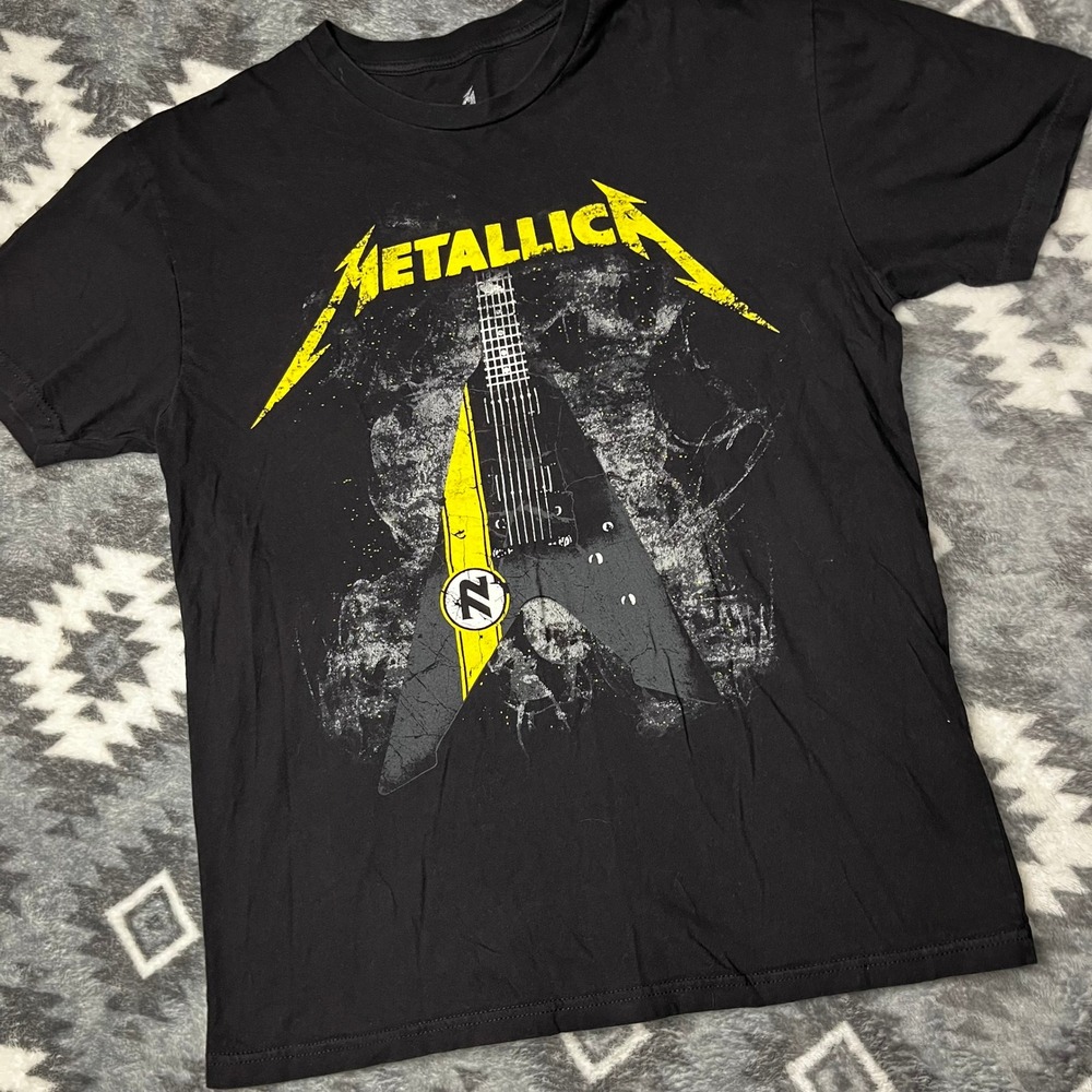 Metallica 72 Seasons Flying V Guitar Black Graphic T-Shirt Mens Large 2023